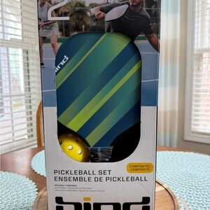 Hind Pickleball Set with Yellow Ball